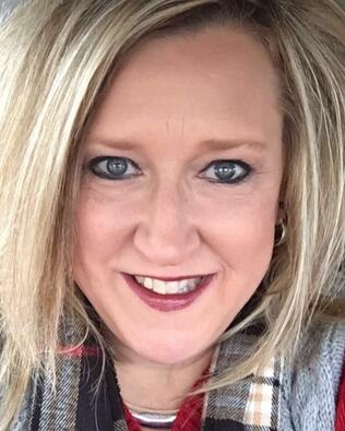 Headshot of Leslie Joseph