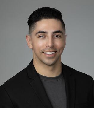 Headshot of Felipe II Acuna