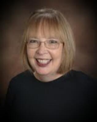 Headshot of Karen Deutschlander
