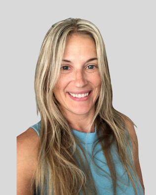 Headshot of Samantha Suba