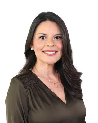 Headshot of Theresa Husner