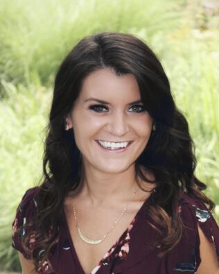 Headshot of Karla Molnar