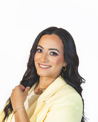 Headshot of Nancy Arellano