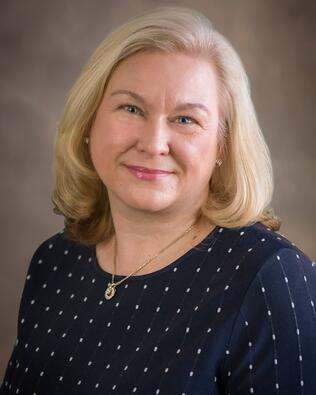 Headshot of Linda Cerulli