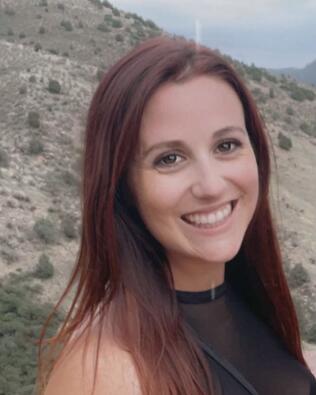 Headshot of Sara Zebell