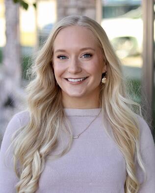 Headshot of Sarah Poznanski