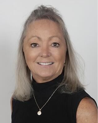 Headshot of Darleen Devlin