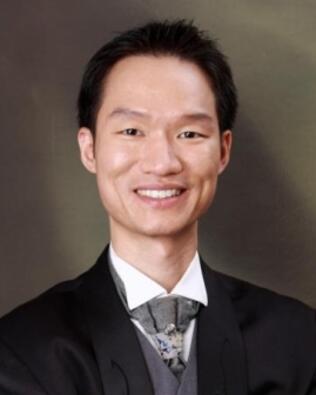 Headshot of Tyson Chu