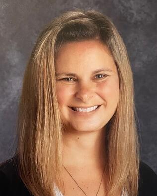 Headshot of Jennifer Nuss Cary