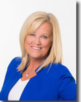 Headshot of Vicky Dunbar