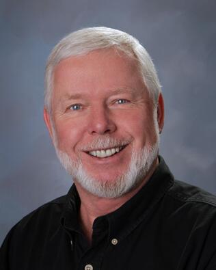 Headshot of Thomas Kolinsky