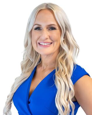 Headshot of Reva Martin