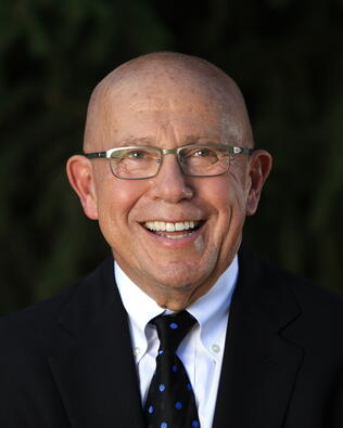 Headshot of Larry Bruzzese