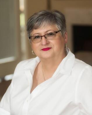 Headshot of Janet Pennington
