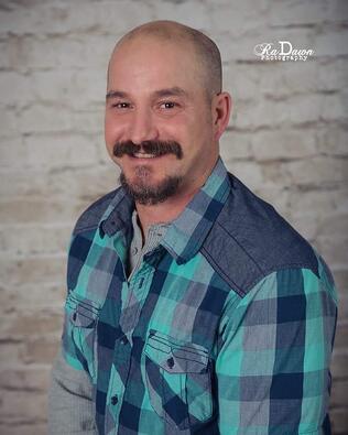 Headshot of Leonard Pelletier