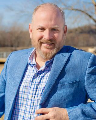 Headshot of Jon Hulsizer