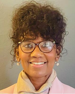 Headshot of Yolanda Thomas