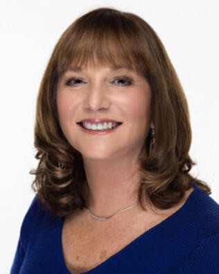 Headshot of Lori Segraves