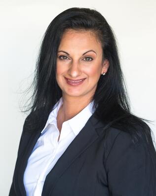 Headshot of Jacqueline Arrizano