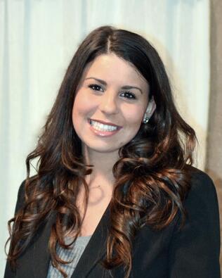 Headshot of Nicole Loffredo