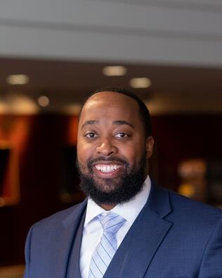 Headshot of Darryl Mack