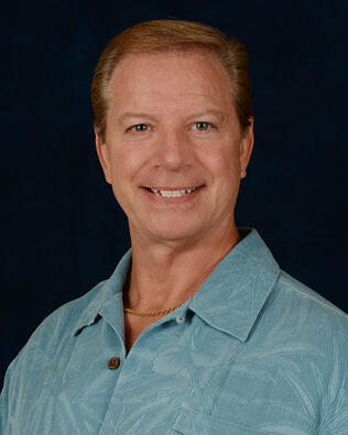 Headshot of Peter Powell