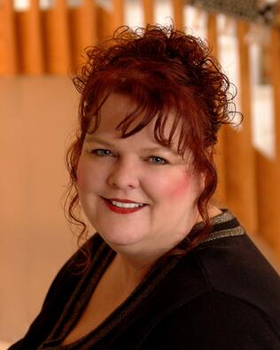 Headshot of Lisa Mongiat