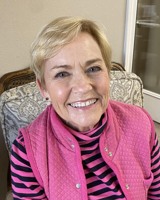 Headshot of Helen Ressler