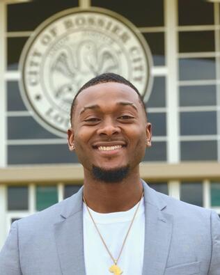Headshot of Joshua Greer