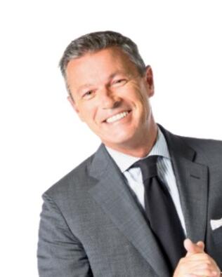 Headshot of Jamie Broadhurst