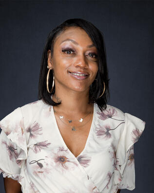 Headshot of Shana Edwards