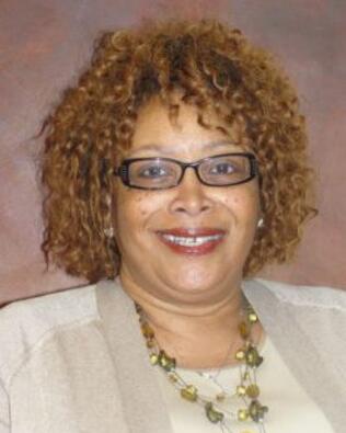 Headshot of Denise McLean