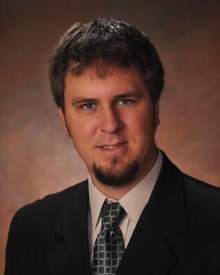 Headshot of Joshua Haines