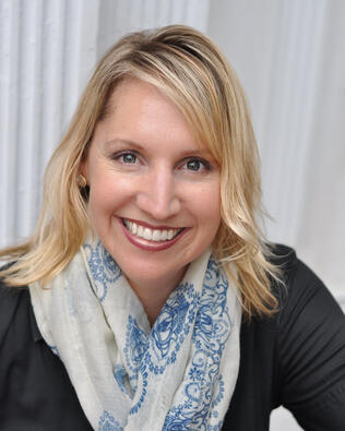 Headshot of Kathi Philpot