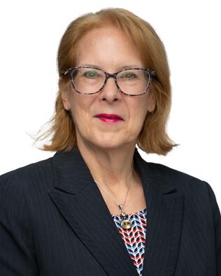 Headshot of Kate Budzinski
