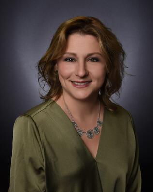 Headshot of Kerin Altman