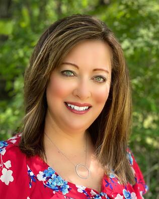Headshot of Sarah Wright