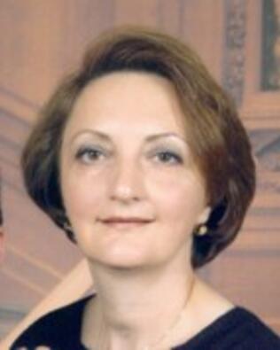 Headshot of Elizabeth Nazarian