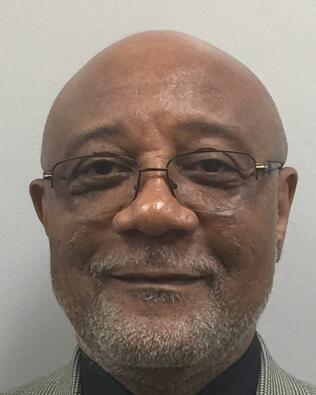 Headshot of Marcus Cureton