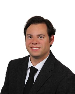 Headshot of Eliad Becker