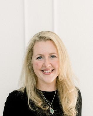 Headshot of Anna-Lee Atkinson
