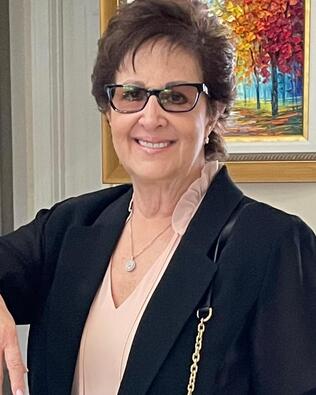 Headshot of Pam Cohen