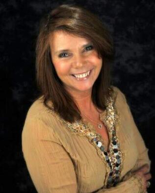 Headshot of LaDonna Simmons
