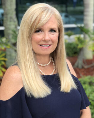 Headshot of Kimberly Topliffe