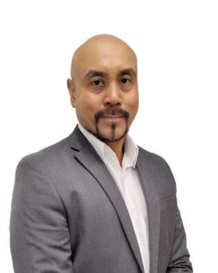 Headshot of Raymond Aquino