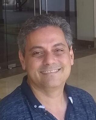 Headshot of Shahab Sheikholeslam