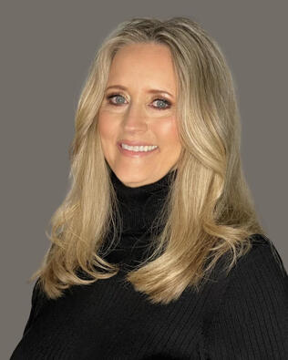 Headshot of Rhonda Chastain