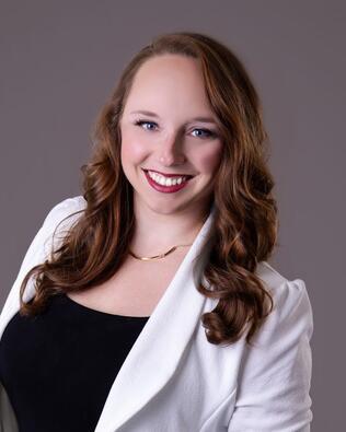 Headshot of Kayla Brandenburg