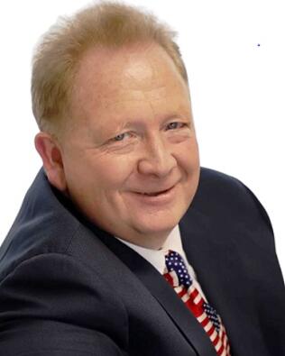 Headshot of Jay Steeves