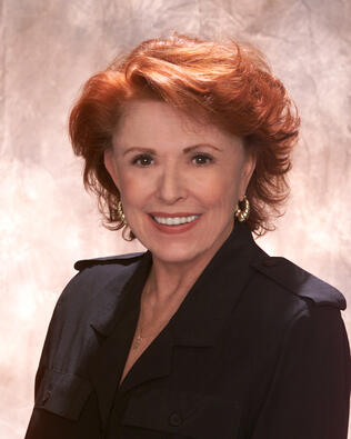 Headshot of Rochelle Hornsby